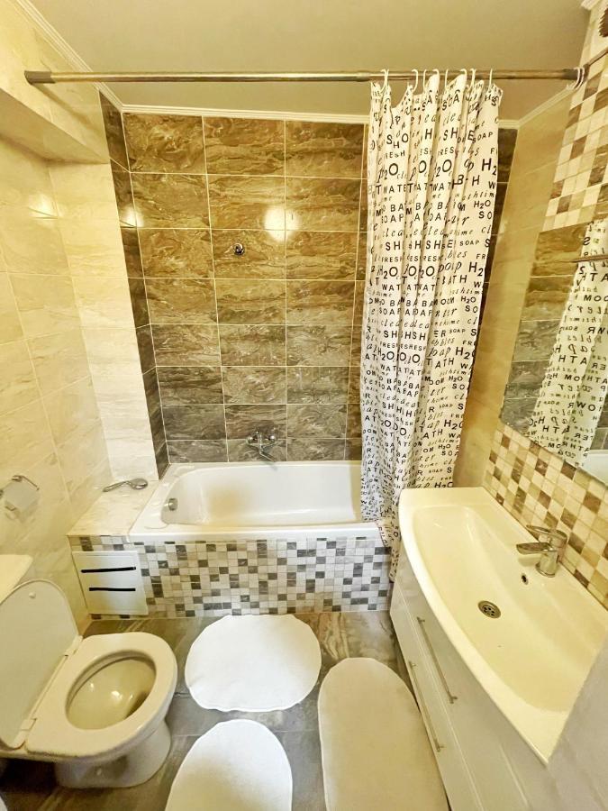 Luxury Central Flat Кишинев Екстериор снимка