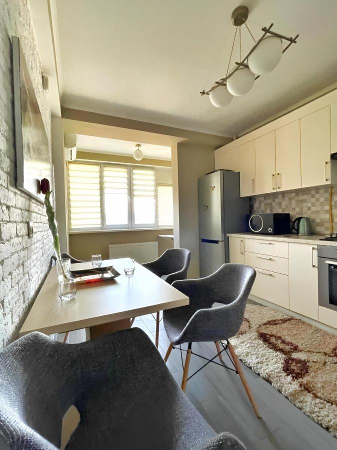 Luxury Central Flat Кишинев Екстериор снимка